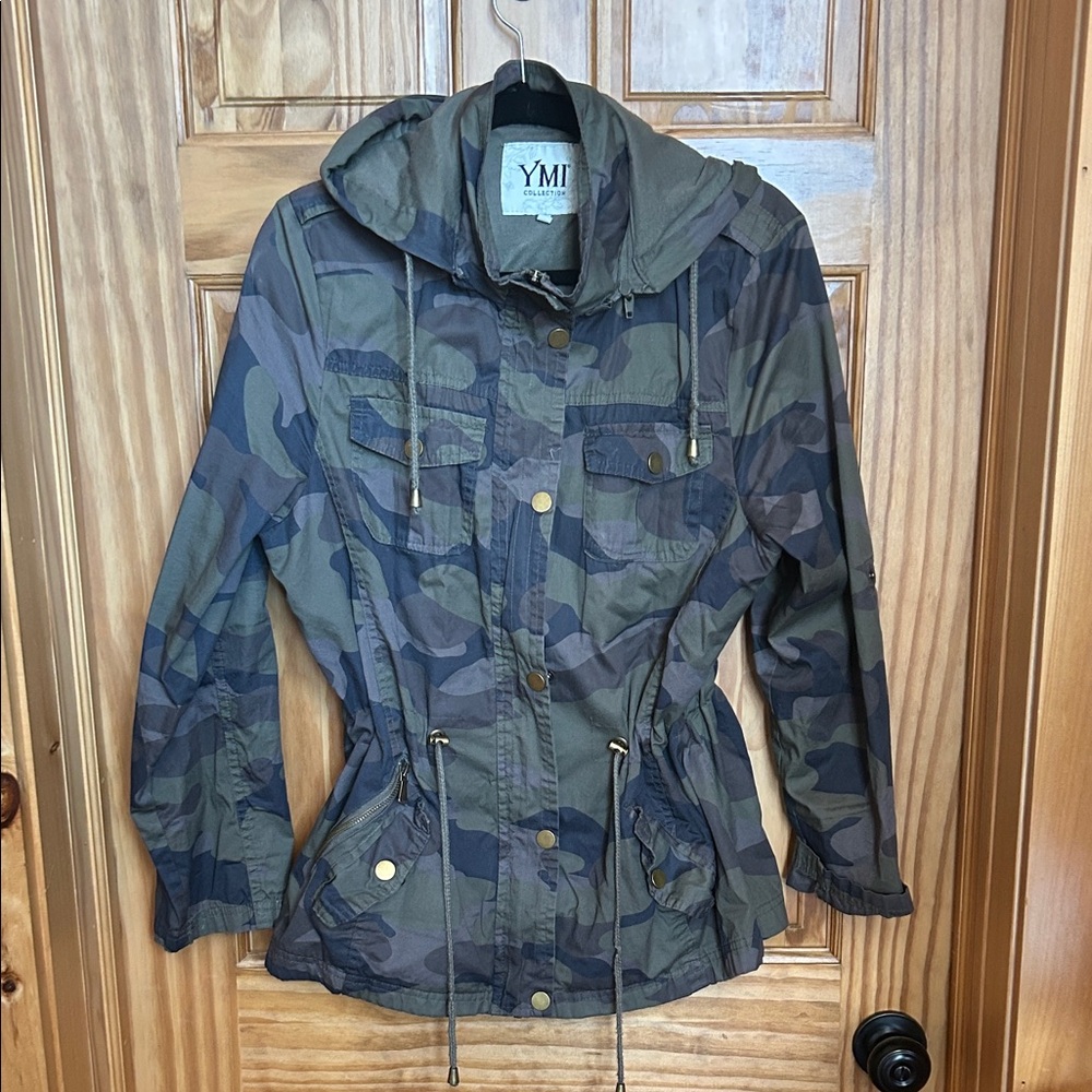 YMI Women's Camo Hooded Utility Jacket - Olive/Green/Navy